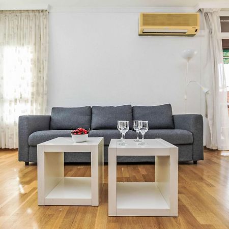 Apartment Sants-Les Corts Galileu By Interhome Barcelona Exteriér fotografie