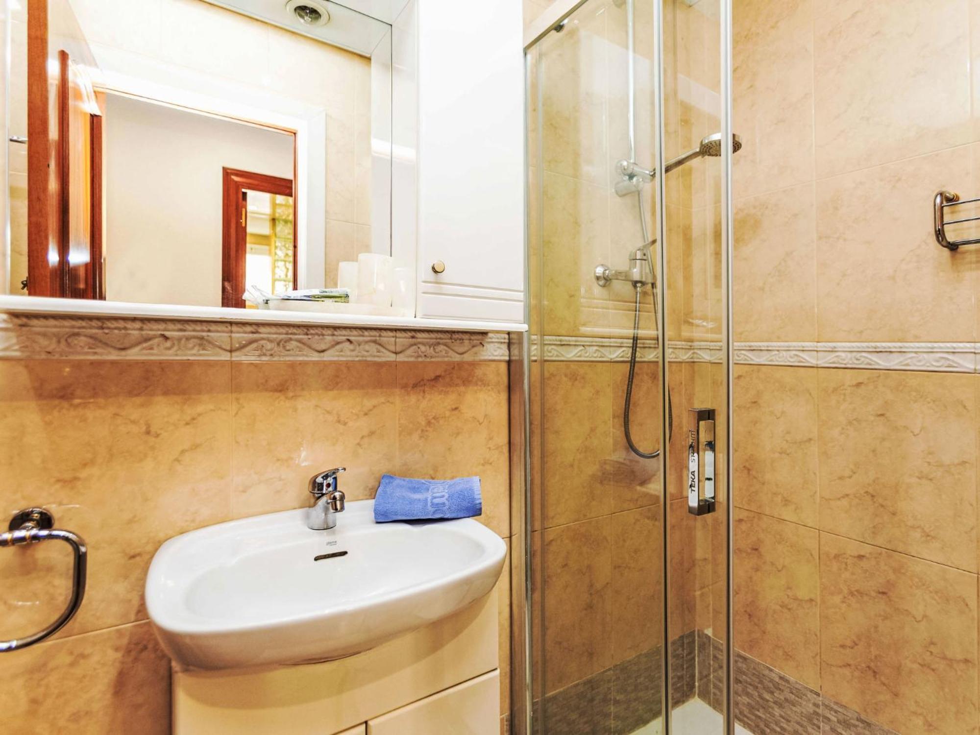 Apartment Sants-Les Corts Galileu By Interhome Barcelona Exteriér fotografie