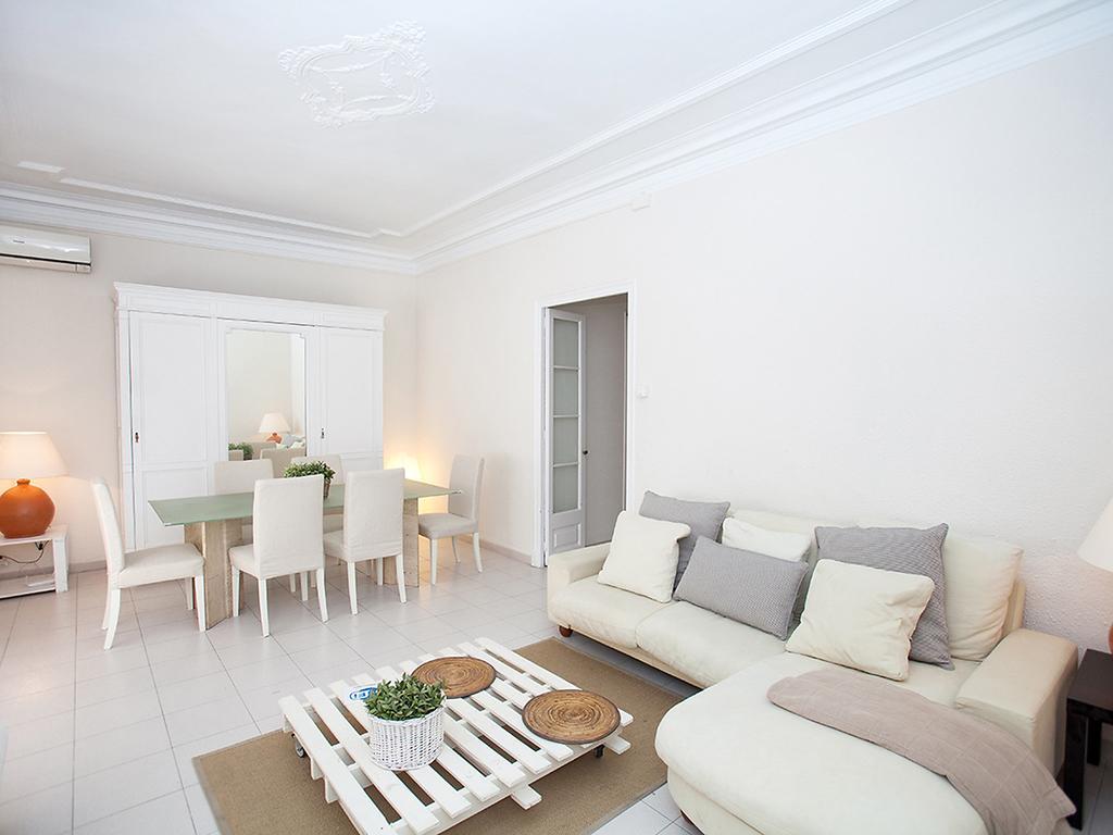 Apartment Sants-Les Corts Galileu By Interhome Barcelona Exteriér fotografie